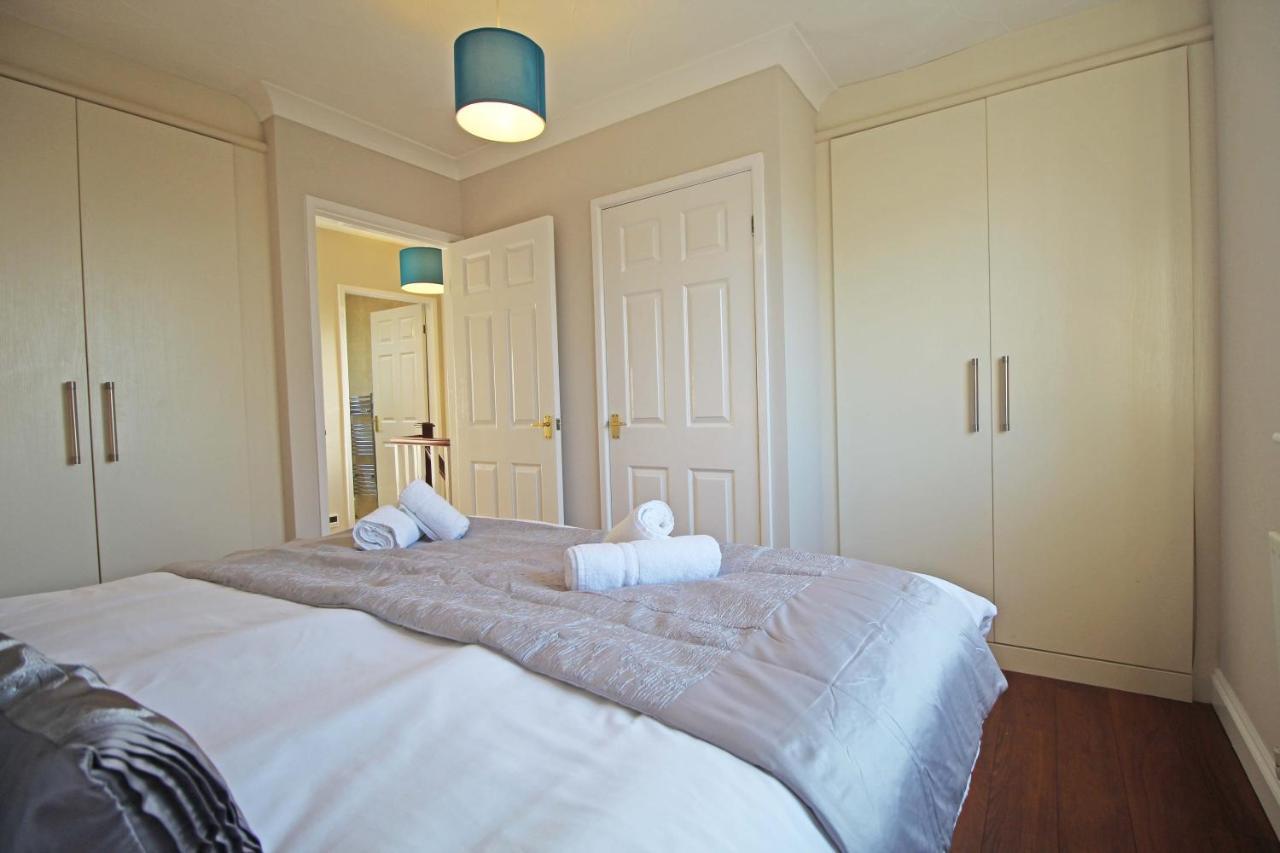 The Barwoods - Modern Spacious Home In Chester - Parking Luaran gambar